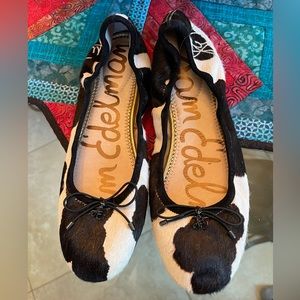 Sam Edelman black and white calf hair ballet flats EUC size 8.5